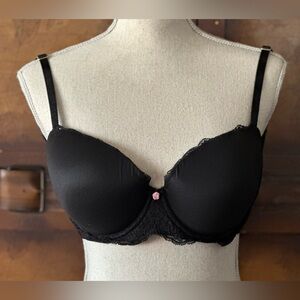 Victoria's Secret Dream Angels Lightly
Lined Demi Bra